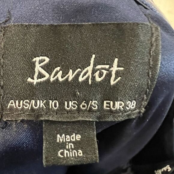 Bardot Solange Dress Navy blue Off Shoulder Bell Sleeve size Small / US 6 - Picture 5 of 7